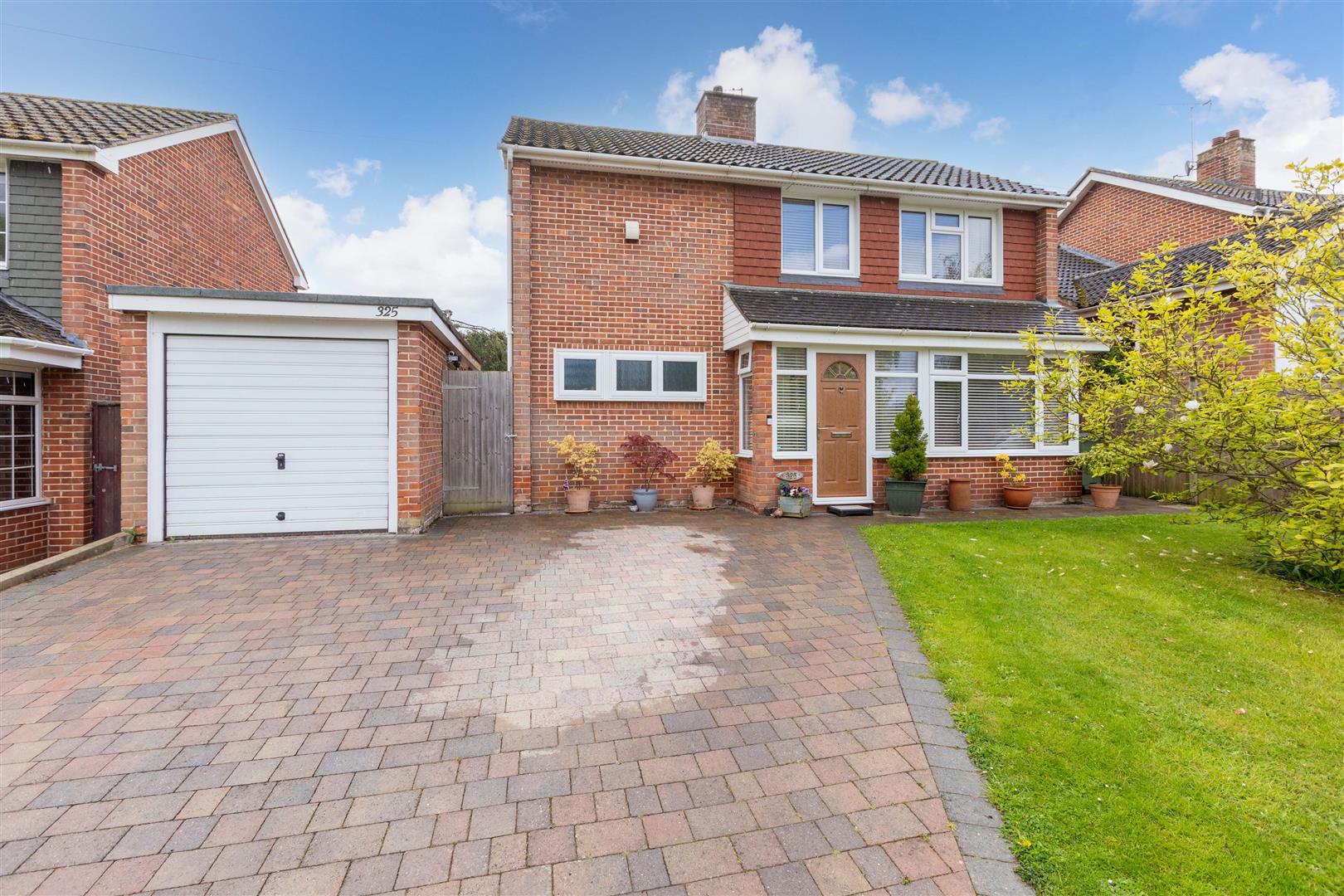 Maidenhead Road, Windsor